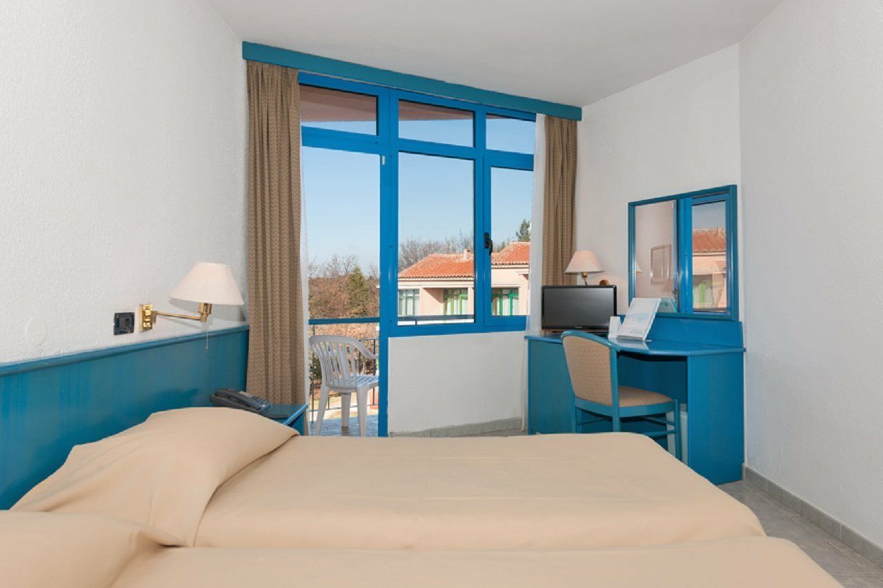 Maistra Select Funtana All Inclusive Resort Exterior photo